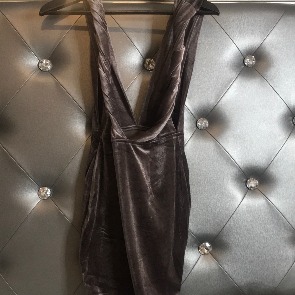 Dress - Picture 2 of 3